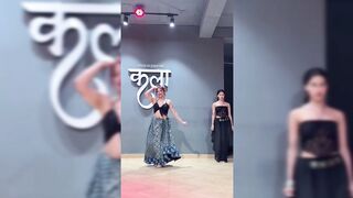 Indian Girl Avni Soni Dance