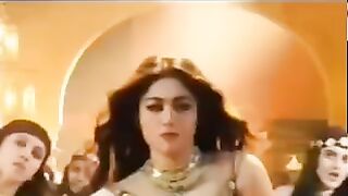 Tere sang sang chalti hai meri dua