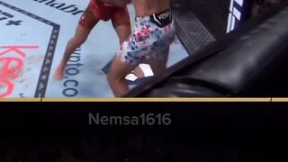 ILIA TOPUTIA  VS MAX HOLLOWAY
