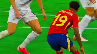 Lamine Yamal skills