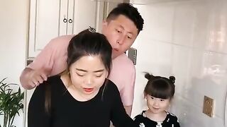 Funny video ???? try not to laugh /C....