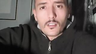 ضاقت بنا الحياة