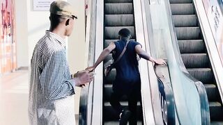 Clark vanille 1743515175571.mp4