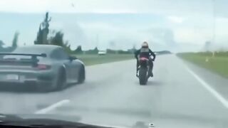 MOTORCyCLE horror press play