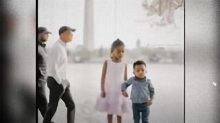 Barack Obama REACTS to Photo Bombing Family's Pictures