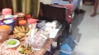Rawatlah orangtuamu seperti orangtuamu merawatmu ketika masih kecil