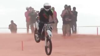 Falls MOTORCyCLE