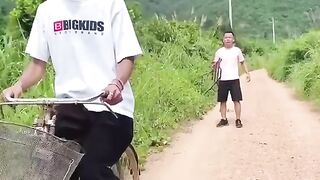 Chinese in the funny ???? video