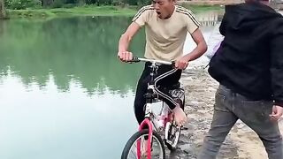 Chinese very funny ???? video