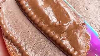 Nutella Bucket Dipping & Mixing - Satisfying