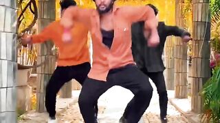 Boys dancing video