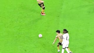 GOT DEFENDERS PLAYINg .. MBAPPE