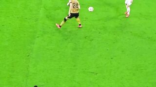 VINI JR PLAYING TOTAL WIPE OUT