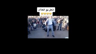 الفكرة: تعثر شابة على رسالة صوتية على هاتف قديم