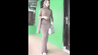 Muslim hijabers