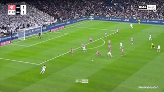 ريال مدريد | العارضة تمنع الثاني