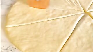 Baked roll corosint