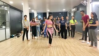 Belly dance