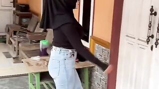 di makan kucing trending