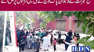 ضلع گجرات کے نوجوان پاک فوج کے حق میں سڑکوں پر نکل ائے