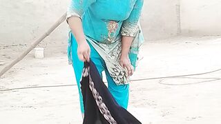 Desi House wife routine vlog _ kausar atiq pakistani you tuber
