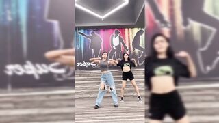 Indian Girl Aarya Benerjee Dance