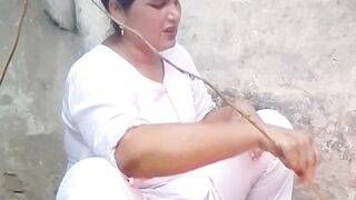 Desi House wife cooking time _ kausar atiq you tube vlogar