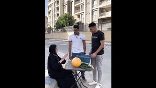 غالبًا ما يكون الجشعون مدفوعين برغبة مفرطة في المزيد
