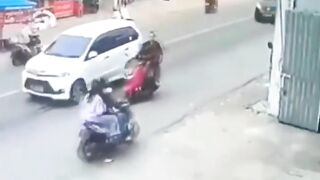 Belok seenaknya aja ????