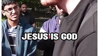 Christian Shocks Muslims _ Hashim _ Smile 2 Jannah _ Speakers Corner