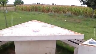 MEJA SEGI TIGA MENJADI BATAS NEGARA