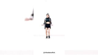 Indian Girl Ritika Singh Dance