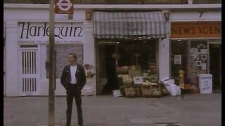 Mr. Bean S01E17 - The Bus Stop (Unaired Sketch)