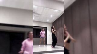 Indian Girl Vidhi Bhatia Dance