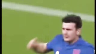 Normal Knee Slides vs This Guy ????