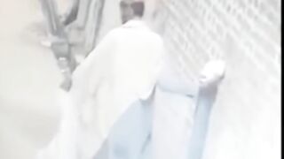watch live thief is stealing