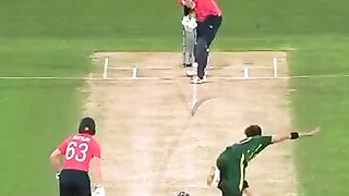 Pak Bowling