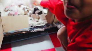 Beti ke sath shihtzu itne pyar se khata hai