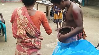 কেন পূজা করছে এদের ???? এরা কারা