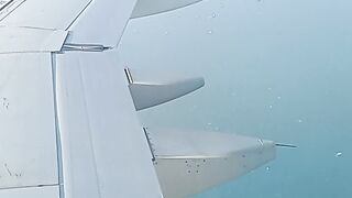 Plane in Arabian see????