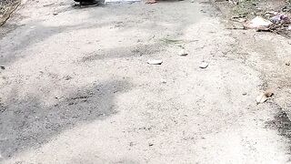 ছোট বাচ্চা রা কি করে দেখেন