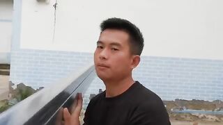 Challenge to build a super large and luxurious house on the water using only bamboo