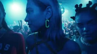 Dua Lipa - Don_t Start Now (Official Music Video)(720P_HD)