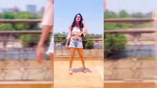 Indian Girl Reaya Kavedya Dance