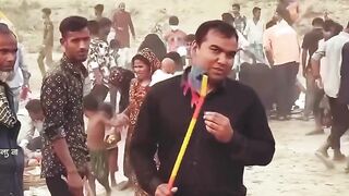 শৈশবে মেলায় গেলে যেন এই গাড়িটি চাই চাই!