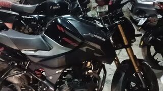 Hero extreme Bike...