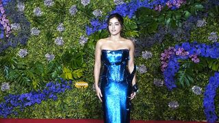 Celebs hot show  Kriti,Mrunal,Wamiqa,Tripti Dimri,Manushi