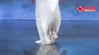 mrunal thakur hot ramp walk