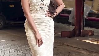 Pooja hegde hot figure