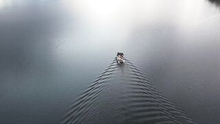 Boat-wake-water
